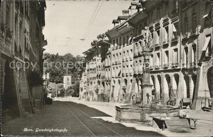 11773986 Berne BERechtsgasse avec fontaine Berne