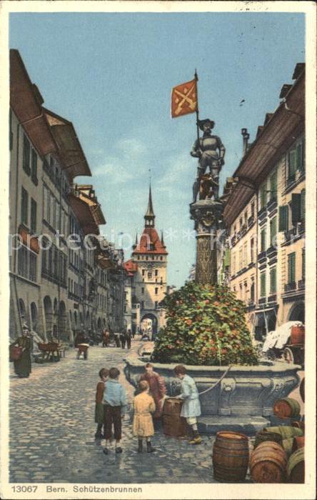 11774436 Bern BE Spitalgasse avec Kaefigturm et Schuetzenbrunnen Berne