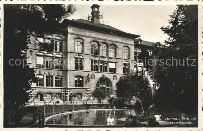 11777122 Parc Aarau AG et école cantonale d'Aarau