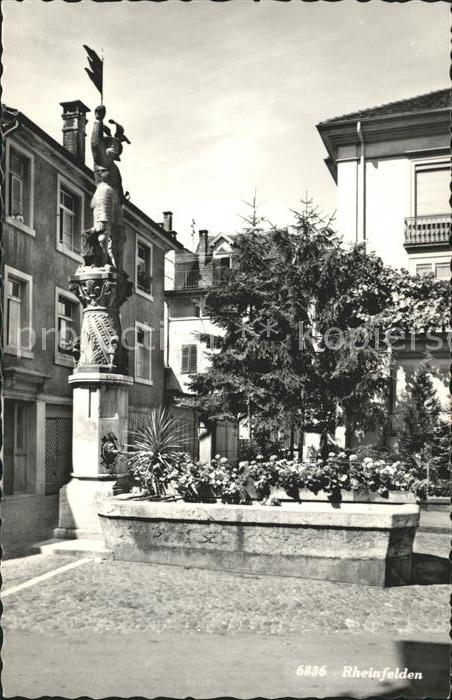 11777250 Rheinfelden AG Fontaine du village Rheinfelden