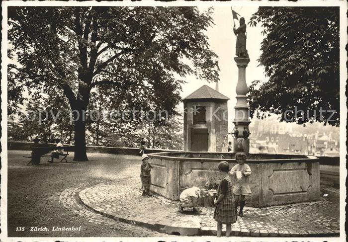 11848942 Zuerich ZH Lindenhof Fontaine Enfants Zuerich