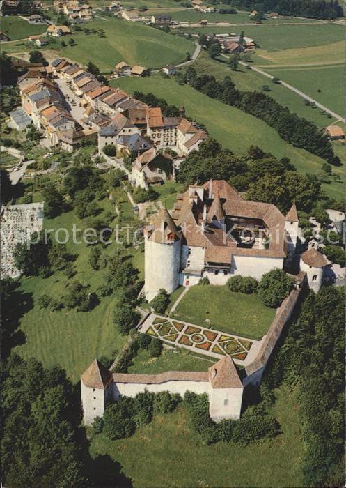 11852323 Greyerz Fliegeraufnahme mit Schloss Gruyeres