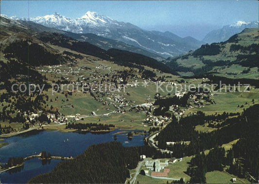 11852481 Lenzerheide Valbella Fliegeraufnahme Calanda Lenzerheide/Lai