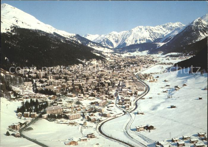 11867129 Davos GR mit Dorfberg Rhaetikon und Seehorn Fliegeraufnahme Davos Platz