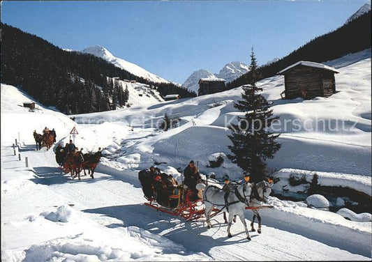 11871096 Davos GR Promenade en traîneau tiré par des chevaux sur la Sertigtal Davos Platz