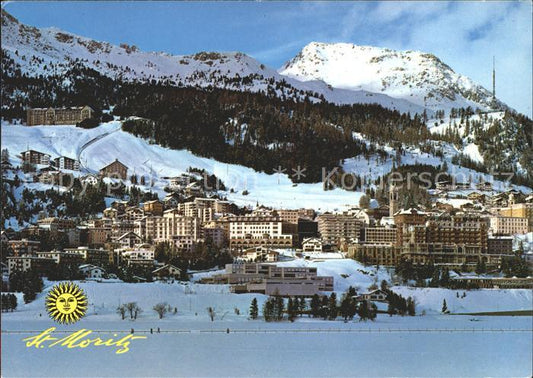 11880544 St Moritz GR Vue sur la ville de Saint-Moritz