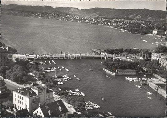 11878512 Zuerich Quaibruecke avec le lac de Zurich