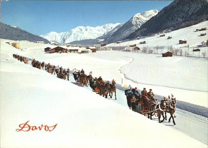 11886039 Davos GR Promenade en traîneau tiré par des chevaux Davos Platz