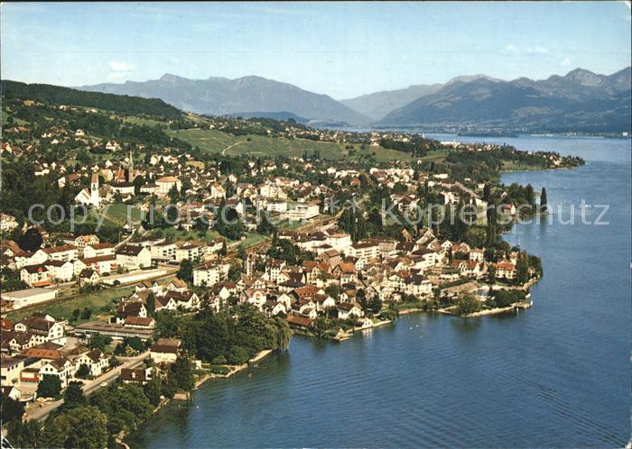 11888280 Maennedorf Photo aérienne de maisons au bord du lac de Maennedorf