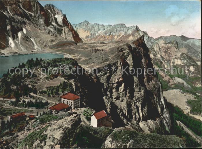 11891081 Truebsee OW Hotel mit Juchlipass Fliegeraufnahme Engelberg