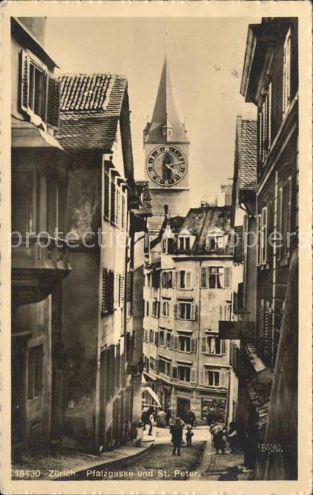 11968819 Zuerich Pfalzgasse et St Peter Zuerich