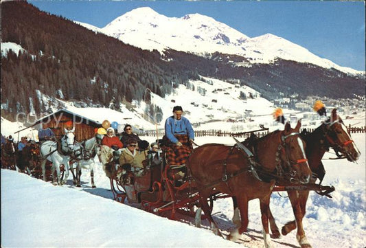 12019760 Davos GR Promenade en traîneau à chevaux Schatzalp Domaine de sports d'hiver Schiahorn Dav