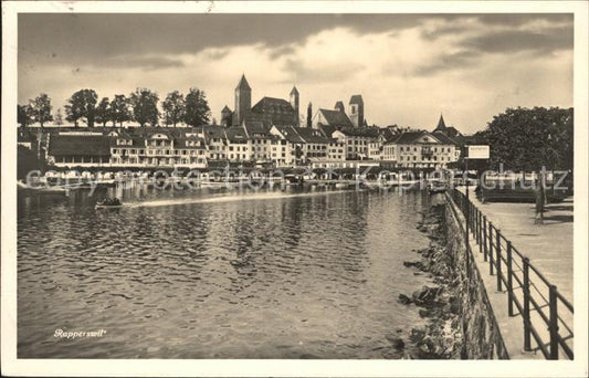 12016423 Rapperswil SG Zone riveraine du port du lac de Zurich Vieille ville avec château de Rappersw