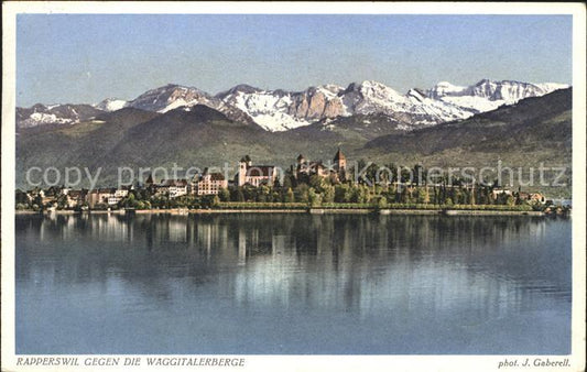 12016473 Rapperswil SG sur le lac de Zurich contre le Waeggitalerberge Rapperswil SG