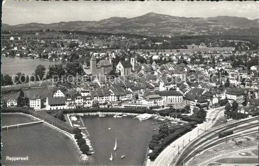 12018419 Rapperswil SG Hafen Altstadt Schloss Fliegeraufnahme Rapperswil SG