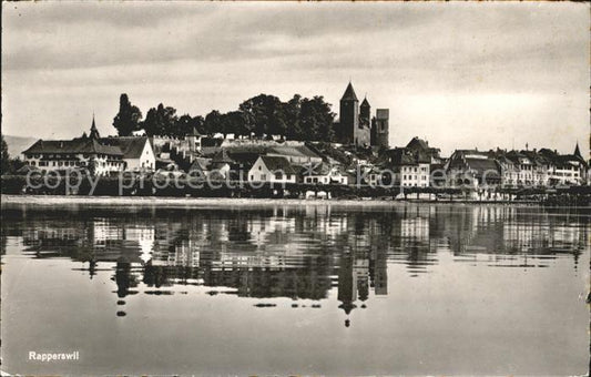 12018648 Rapperswil SG Vue sur le lac de Zurich depuis la vieille ville de Rapperswil SG Château