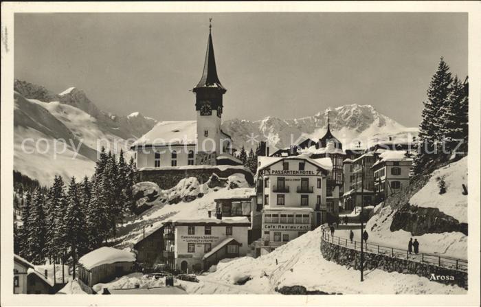 12029440 Arosa GR Quartier du village avec l'église d'Arosa