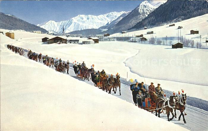 12040507 Davos GR Traîneau tiré par des chevaux avec Seehorn Davos Platz