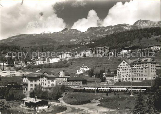 12031720 St Moritz GR Vue partielle avec hôtels Alpes St Moritz GR