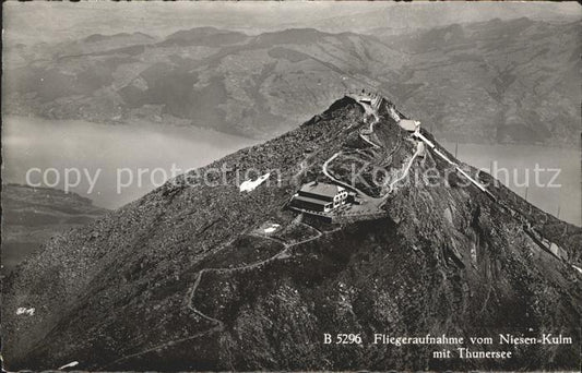 12044684 Niesen Kulm Fliegeraufnahme mit Thuner See Niesen