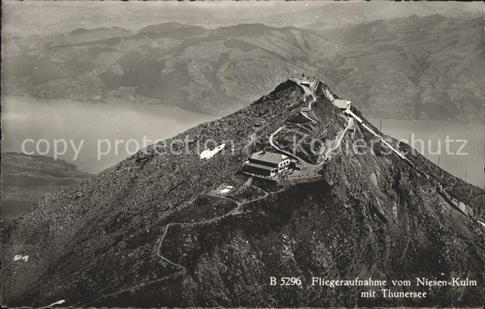 12044686 Niesen Kulm Fliegeraufnahme mit Thunersee Niesen