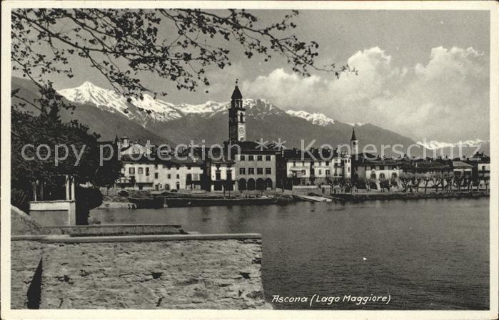 12047717 Ascona TI Lac Majeur Église au bord du lac Panorama alpin Ascona