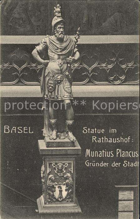 12042421 Bâle BS Statue dans la cour de la mairie Munatius Plancus fondateur de la ville de Klein