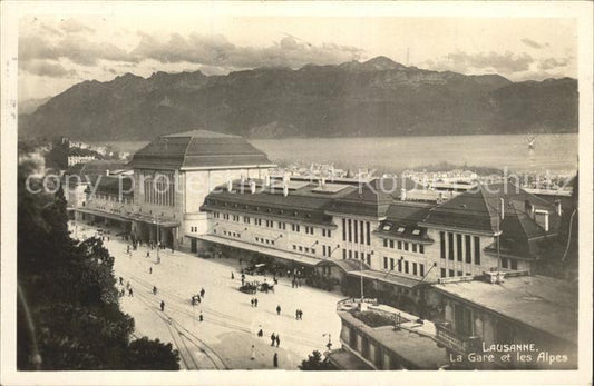 12050624 Lausanne VD La Gare et les Alpes Lausanne