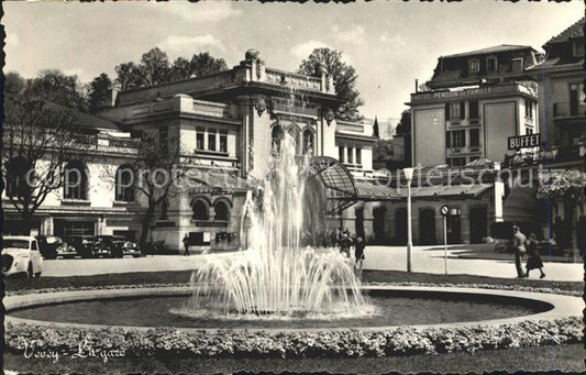 12052227 Vevey VD Fontaine Gare de Vevey