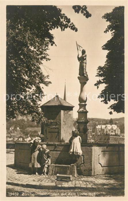 13299624 Zuerich ZH Zuericherinnenbrunnen au Lindenhof Zuerich ZH