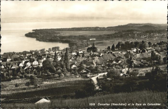 10890696 Neuchatel NE Neuchatel Corcelles Baie de Colombier *