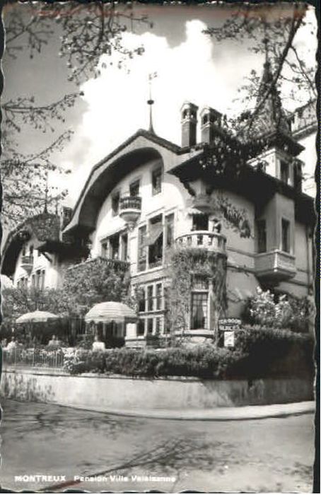 10580256 Montreux VD Montreux Villa Valaisanne x 1947