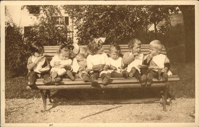 11242793 Zuerich Kinderleben im Muetter Saeuglingsheim  Zuerich