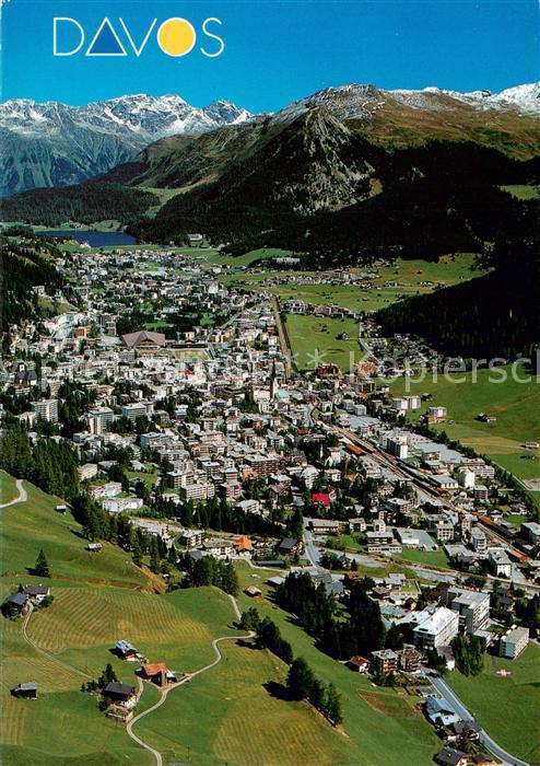 13857141 Davos GR Vue panoramique vers Rhaetikonkette Davos GR