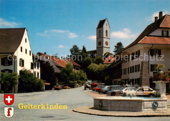 13864131 Gelterkinden BL Ortspartie mit Brunnen und Kirche