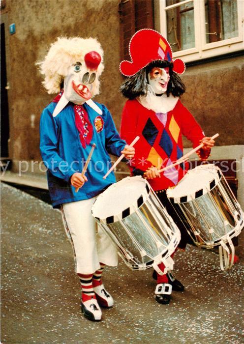 13867796 Basel BS Basel Fasnacht e Waggis avec un tambour Arlequin Basel BS