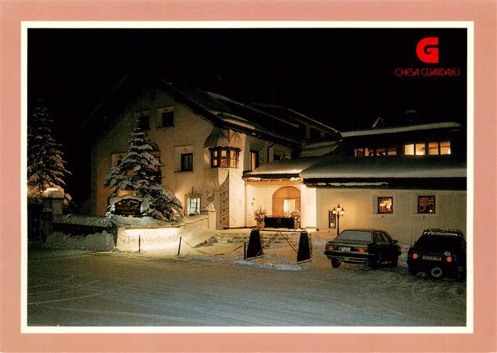 13884218 Champfer Grisons Chesa Guardaleij Hôtel Restaurant Night Shot Ch