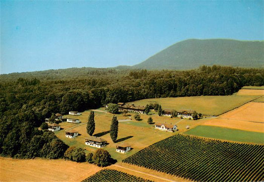 13886284 Camp de Vaumarcus NE Centre de vacances et de formation de l'UCJG Vue ae