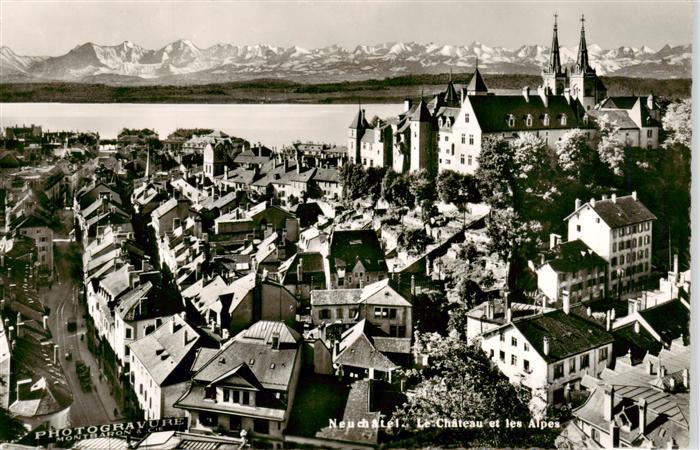 13918932 Neuchâtel_NE Le Château et les Alpes