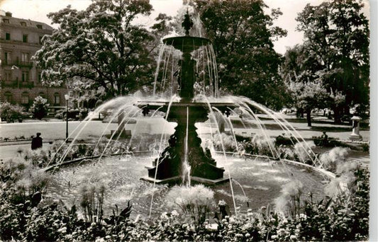 13919928 Geneve_GE La fontaine du jardin anglais