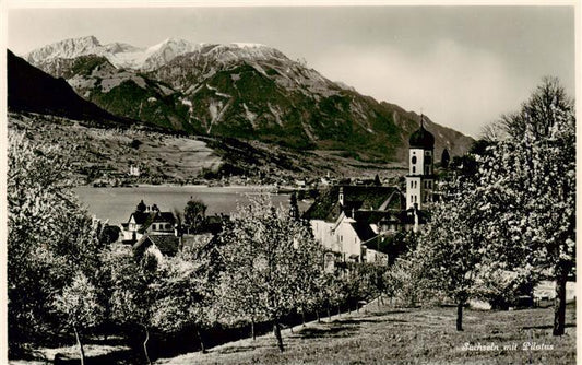 13920707 Sachseln_OW Ansicht mit Kirche Blick gegen Pilatus