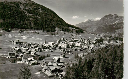 13920740 Saas-Fee_VS Gesamtansicht mit Alpenpanorama