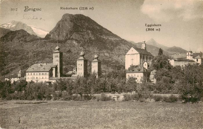 13920744 Brigue_Brig_VS Vue avec les églises en direction du Riederhorn et de l'Eggishorn