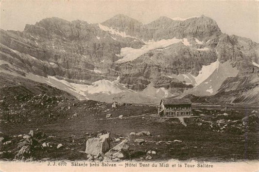 13943526 Salvan_VS Hotel Dent du Midi et la Tour Sallere