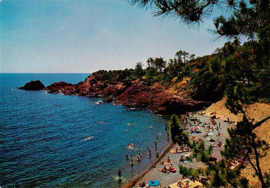 13946459 Rochers_Rouges La Corniche d’Or Une Calanque aux Rochers Rouges