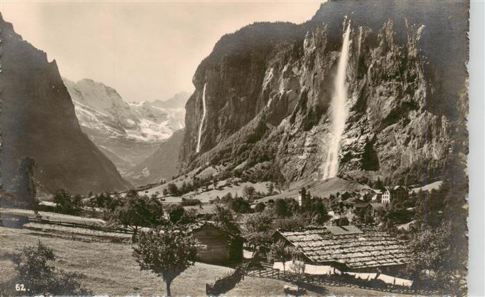 13960473 Lauterbrunnen_BE mit Staubbach Wasserfall