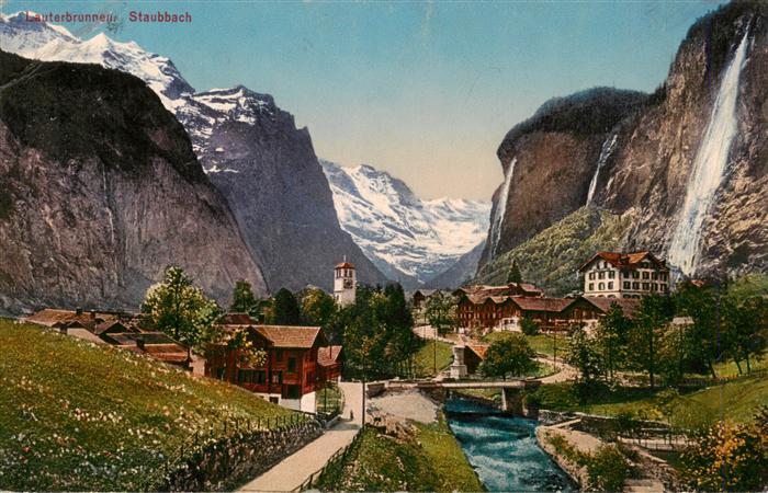 13960673 Lauterbrunnen_BE mit Staubbach Wasserfall