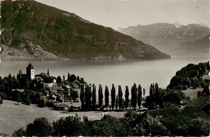 13960728 SPIEZ_Thunersee_BE mit Schloss Schwarzhorn Faulhorn und Wetterhorn