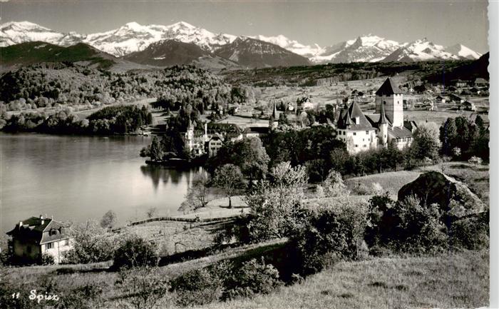 13960736 SPIEZ_Thunersee_BE Panorama mit Schloss