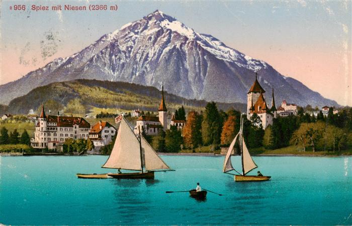 13960742 SPIEZ_Thunersee_BE mit Schloss Kirche und Niesen